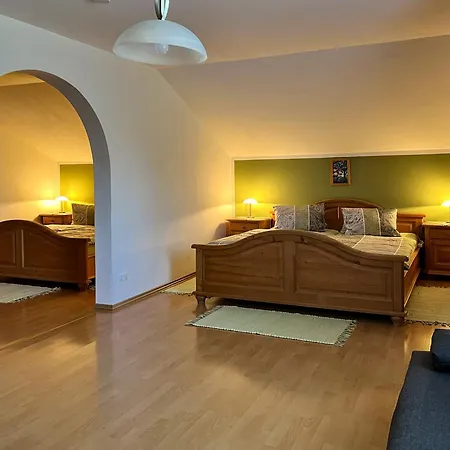 Konukevi Obermerkenbergerhof